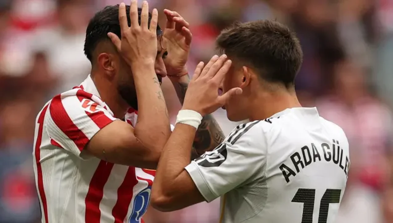 Real Madrid, dev derbide Atletico Madrid'e 5-2 yenilerek sezondaki ilk mağlubiyetini aldı!