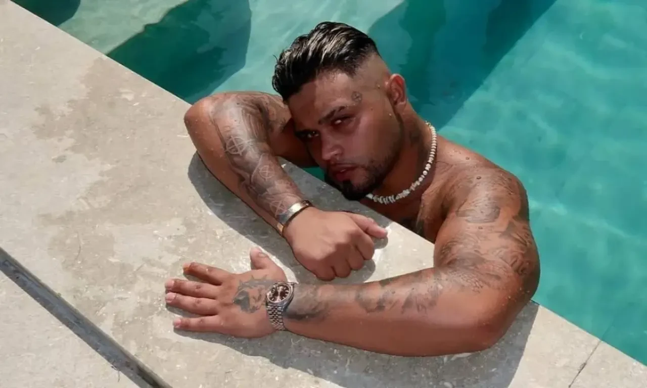 Alexis Texas: Ünlü Yıldız ve Lvbel C5’in Gizemli Mesajı!