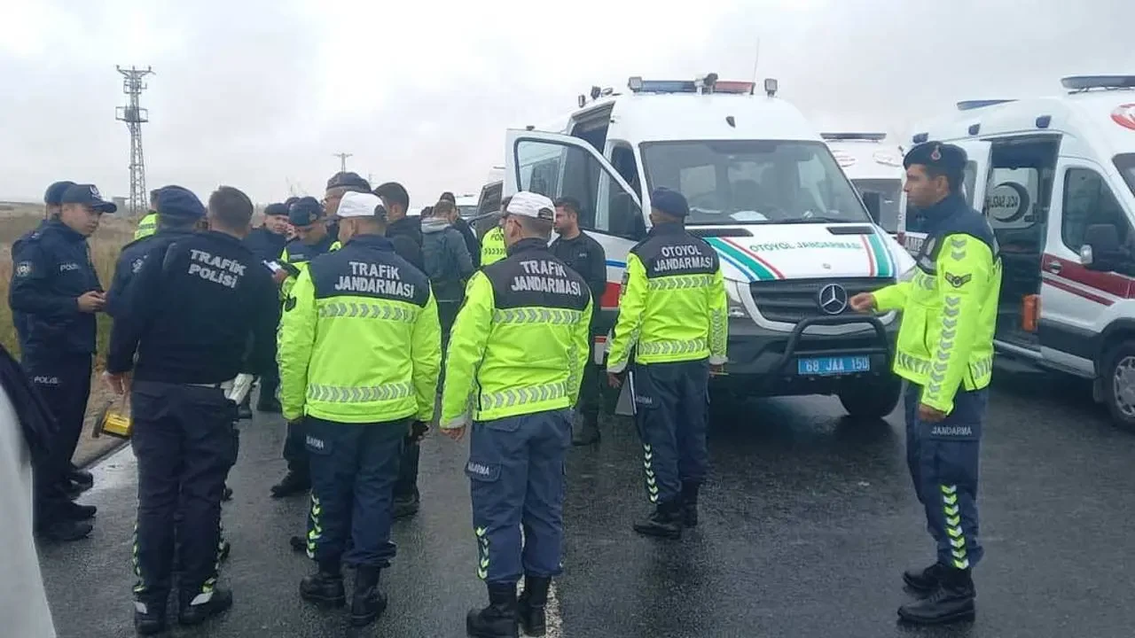 Ali Yerlikaya’dan Şehitler İçin Taziye Mesajı: Kahramanlarımızın Kimlikleri Açıklandı!