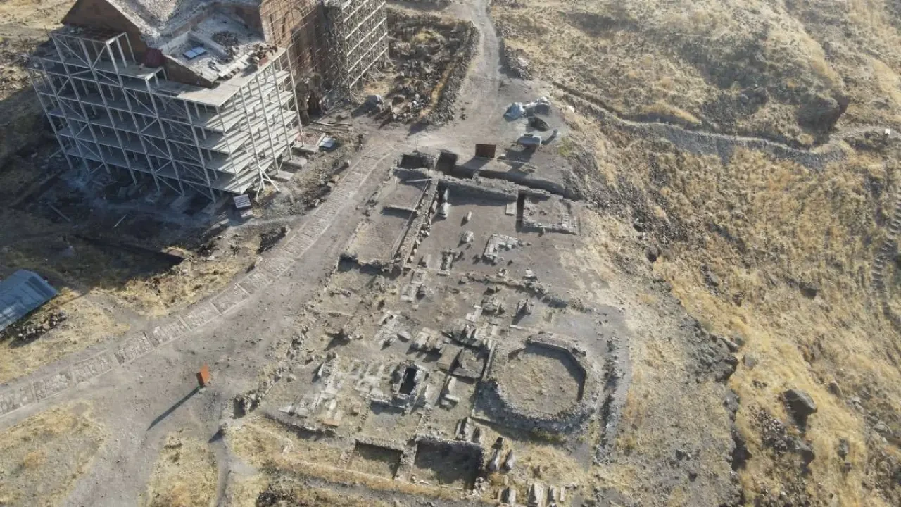 Selçuklu Dönemine Ait Kümbet Tarih Sahnesine Yeniden Çıkıyor