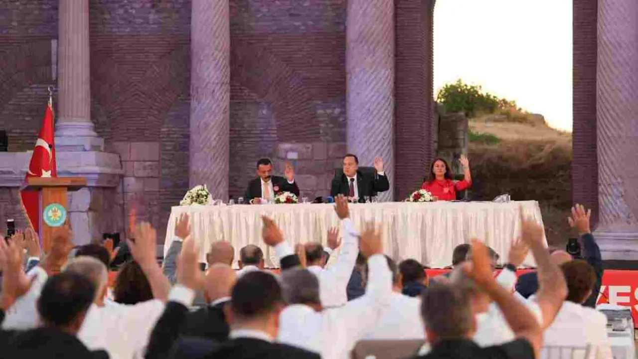 Büyükşehir Meclisi’nde Başkan Dutlulu ‘ranta hayır’ dedi