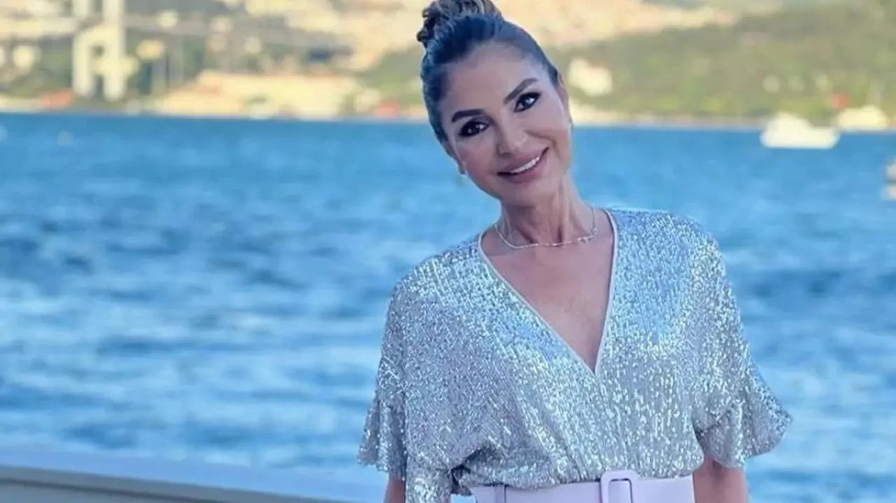 Derya Tuna, kardeşi Perihan Tuna Oba'nın vefatını sosyal medyada duyurdu, cenaze bilgilerini paylaştı.
