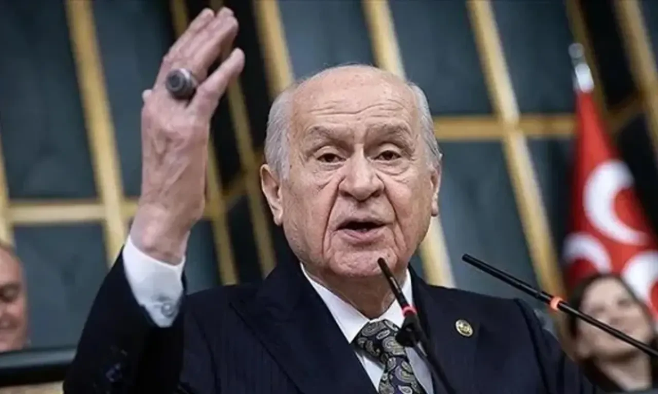 Devlet Bahçeli hangi mesajı vermek istedi? Uzmanlar 'TRÇ' önerisini değerlendirdi: Karşı tarafa bir gözdağı!