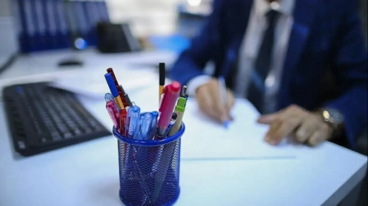 Kamu Kurumlarından Yeni Personel Alım İlanları: KPSS'li ve KPSS'siz Kadrolar İçin İhtiyaç Duyuran Kurumlar Açıklandı!