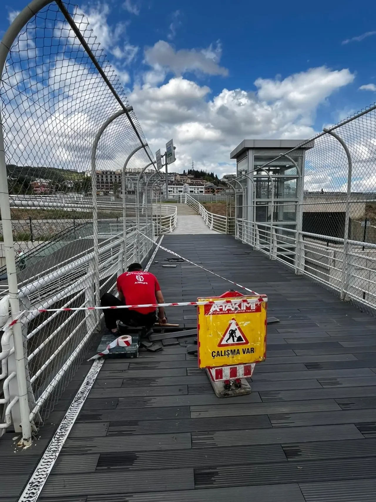 Kocaeli Şehir Hastanesi Üst Geçidi Güvenlik ve Konfor Açısından Yenilendi!