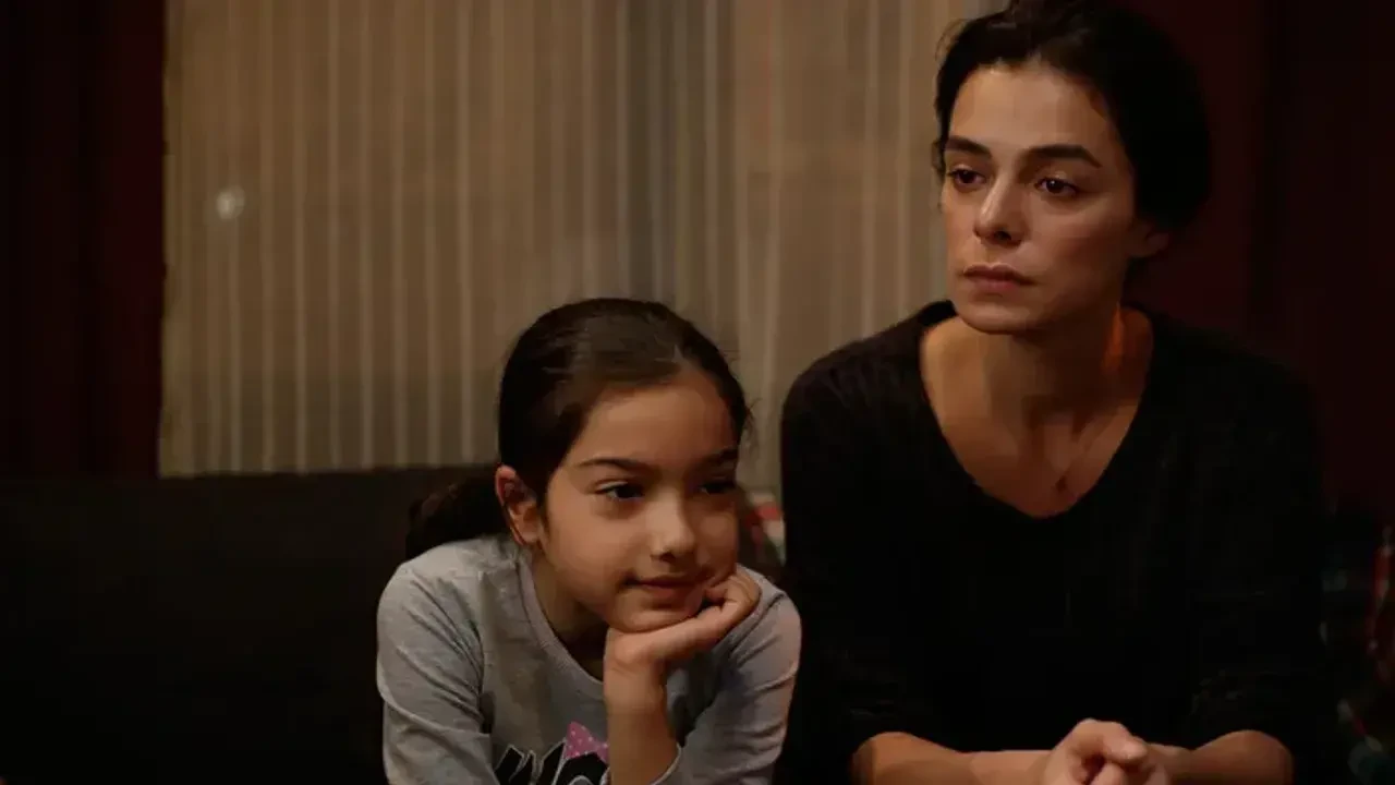 Kübra Süzgün: Hayatı, Yaşı ve Memleketi Hakkında Bilgiler