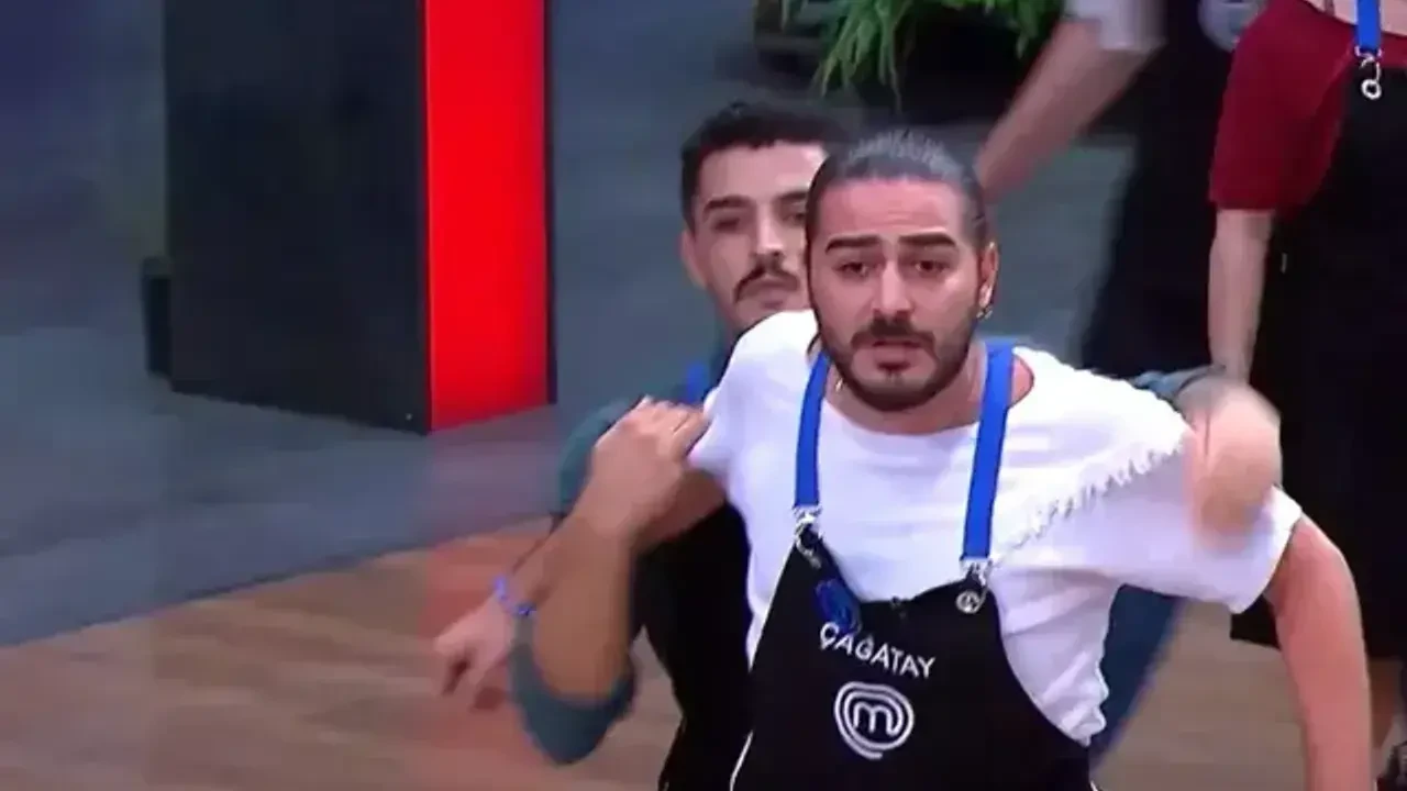 MasterChef’te olay çıktı! Çağatay Doğanoğlu stüdyoyu karıştırdı, karar Mehmet Şef’in