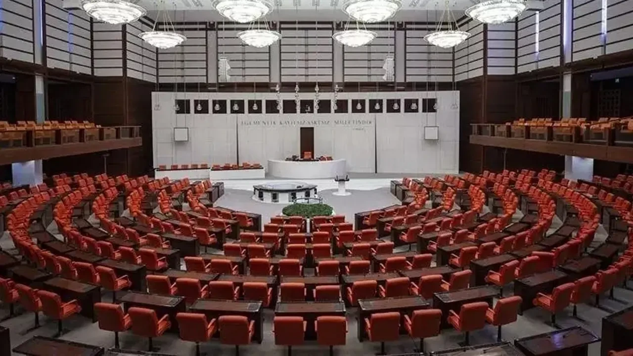 TBMM 2023-2024 Yasama Dönemine Merhaba Dedi