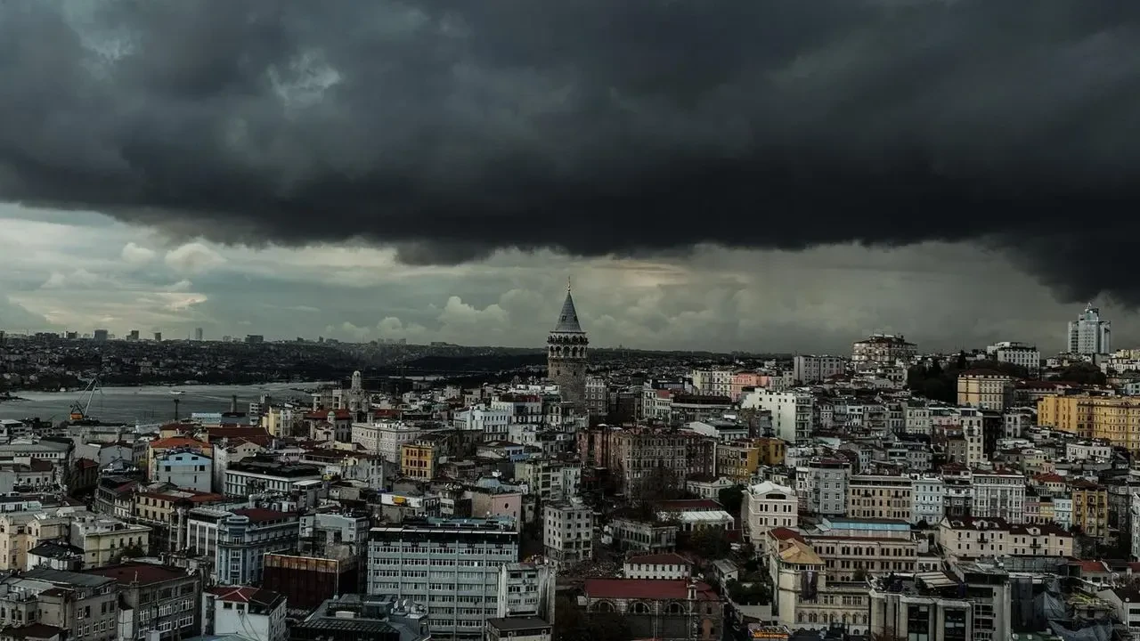 Meteoroloji Genel Müdürlüğü'nden 11 ile birlikte Sarı kodlu fırtına alarmı!