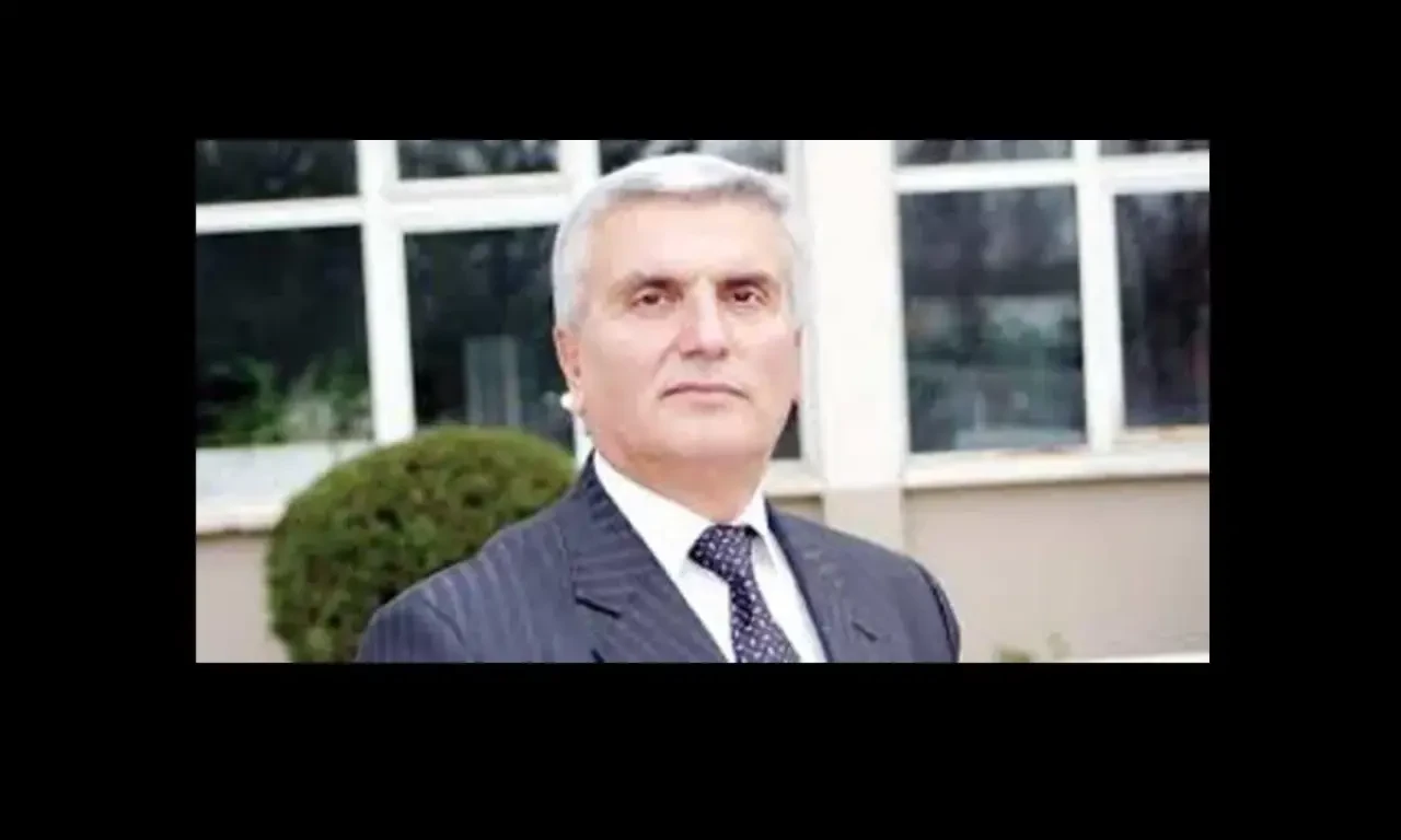 Prof. Dr. Üstün Dikeç kimdir, öldü mü?