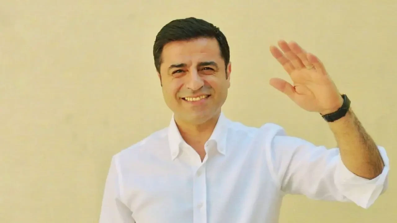 Selahattin Demirtaş'ın Davası Yeniden Ertelendi!