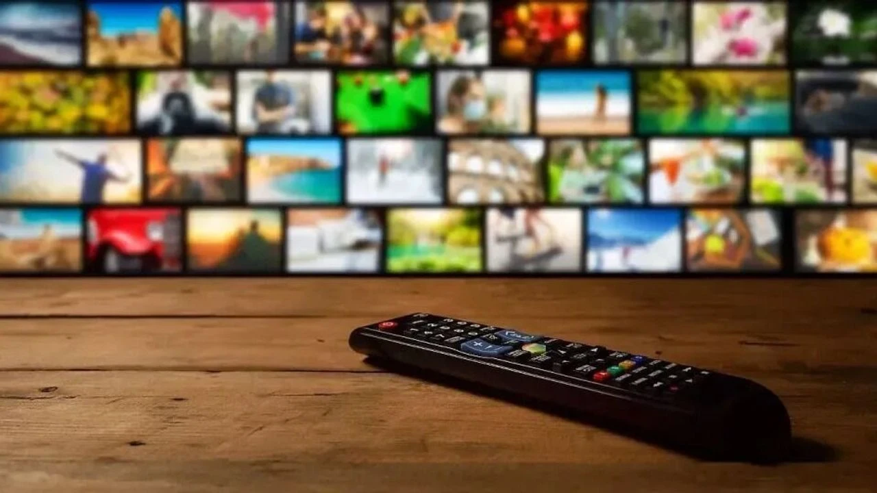 3 Mayıs 2026 Pazar TV Yayın Akışı: Bugün Hangi Programlar Ekranda Olacak?