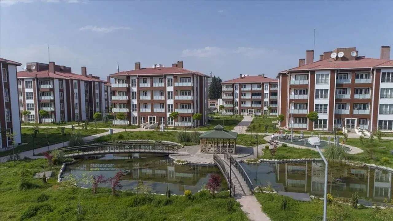 TOKİ Bursa Kestel kura sonuçları açıklandı : Asil ve yedek liste belli oldu