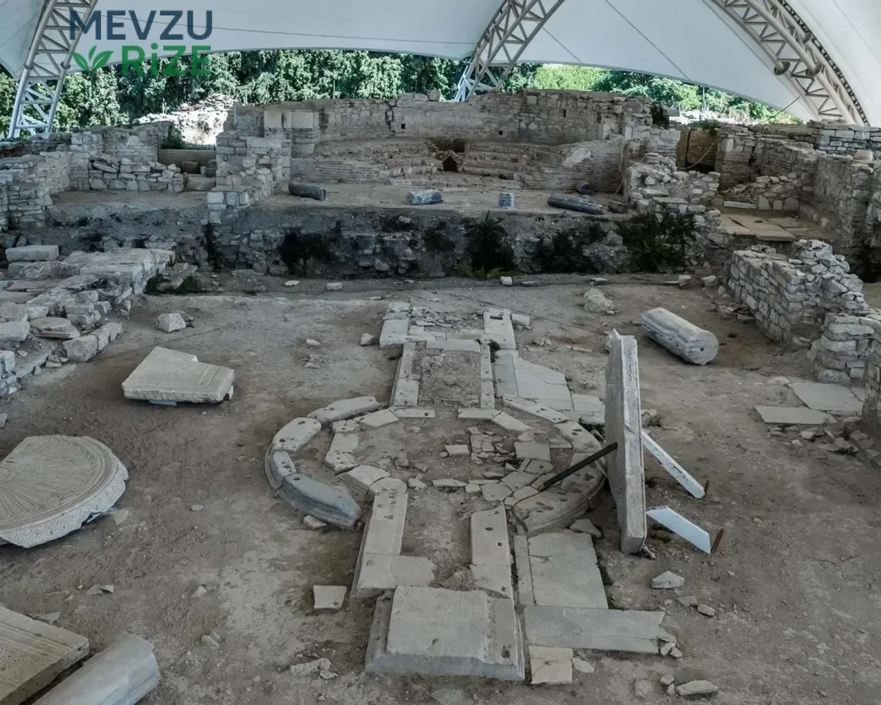 Kuşadası'nda 26 Yıllık Kazı Çalışmalarının Ardından Tarihi Bir Başarı: Şimdi UNESCO Dünya Mirası Listesinde!