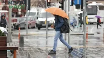 Hafta sonu hava nasıl olacak? Meteoroloji'den İstanbul dahil birçok ile sağanak ve kuvvetli rüzgar uyarısı