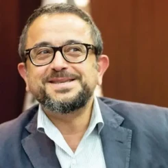 Ali Sabancı: İş Dünyasının Öne Çıkan İsimlerinden Biri ve Sabancı Ailesinin Mirası