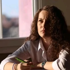 Ben Leman Dizisinin Maya’sı Merve Ateş Kimdir? Genç Oyuncunun Hayatı ve Kariyeri