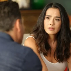 Ben Onun Annesiyim dizisinde Ayşe kimdir? Funda Eryiğit kaç yaşında, nereli?