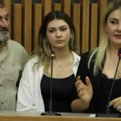 Burcu Atik kimdir? YouTube Atik Ailesi yılda kaç para kazanıyor?