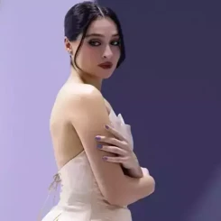 Cemre Baysel: Türk Dizi ve Sinema Dünyasının Yıldızı Hakkında Bilmeniz Gerekenler!