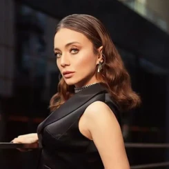 Damla Sönmez: Türk Tiyatro ve Sinemasının Parlayan Yıldızı