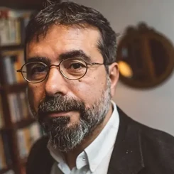 Dücane Cündioğlu: Felsefeci ve Düşünce Dünyasının Önemli İsimlerinden Biri