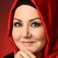 İkbal Gürpınar: Hayatı ve Kariyeriyle Dikkat Çeken İsim!