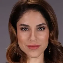 Irmak Ünal, oyunculuk kariyerinde zorlukları geride bırakarak destek arıyor