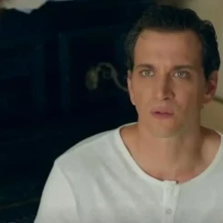 Orhan Erden Kimdir? Nüzhet'in Babası Olma İhtimali Gündemde: 'Günaydın Kaptan' Sahnesiyle Dikkat Çekti!