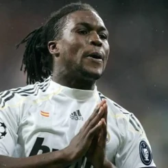 Royston Drenthe, felç geçirdiği için hastanede tedavi altına alındı, durumu stabil bildirildi