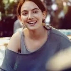 Taşacak Bu Deniz Dizisinin Eleni'si Ava Z. Yaman: Kimdir?