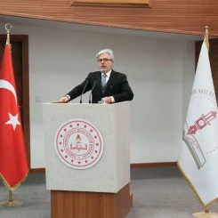 Ömer Faruk YELKENCİ kimdir?