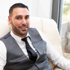 Yaşam Ayavefe kimdir?