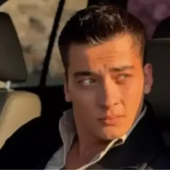 Atakan Özkaya: Genç Yıldızın Hayatı ve Kariyer Yolu