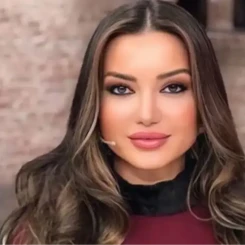 Esra Ezmeci kimdir? Esra Ezmeci kaç yaşında, estetik mi yaptırdı?