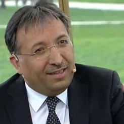 Prof. Dr. Safi Arpaguş kimdir, nereli ve kaç yaşında?