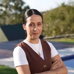 Berivan Yavuz Kimdir? Zuhal Topal'ın Yemekteyiz Programında Dikkat Çeken Performansıyla Gündeme Geldi!