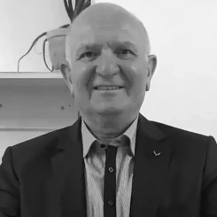 Bülent Yavuz Kimdir? Albaylıktan Futbol Hakemliğine
