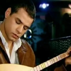 Engin Nurşani: Hayatı, Müzik Kariyeri ve Aşk Serüveni