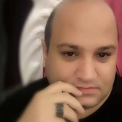 Güllü'nün Menajeri Erhan Arı Kimdir? İşte Tüm Detaylar!