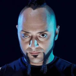 Hayko Cepkin: Rock Müziğin İsyankâr Sesi Yeniden Gündemde!