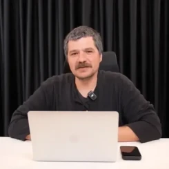 YouTuber Çağdaş Işıl Kimdir? Hayatı ve Hollanda Deneyimi