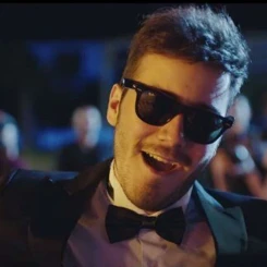 Enes Batur Sungurtekin Kimdir? Kariyeri, Ailesi ve Özel Hayatı