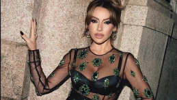 Hadise, Hayranlarıyla Özel Albüm Dinleme Etkinliği Gerçekleştirdi!