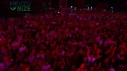 Ferhat Göçer, Ordu'da Müzik Tutkunlarına Eşsiz Bir Performans Sunarak Unutulmaz Bir Gece Yaşattı