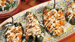 Meksika mutfağının köklü lezzeti: Chiles Rellenos