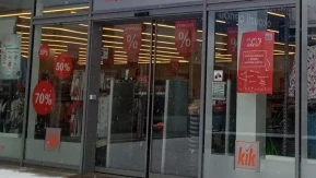 Peş peşe gelen indirimlerin ardından beklenmeyen bir adım: Dükkanlar kapanıyor!