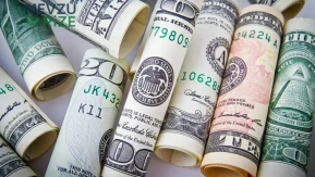 Dolar 46 Liranın Üzerinde, Euro 53 Lira Seviyesinde Seyrediyor