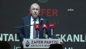 Ümit Özdağ: Vatandaşlığı değiştirenler, vatanı değiştirmeye hazırlanıyor demektir. Buna izin vermeyiz