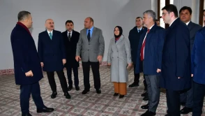 Trabzon’daki tarihi okul gençlik kütüphanesi olarak yeniden hayat buluyor